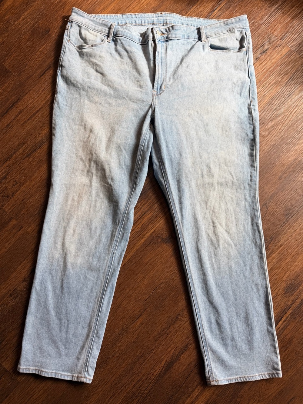 Old Navy High Rise Light Wash Straight Leg Women’s WOW Jeans